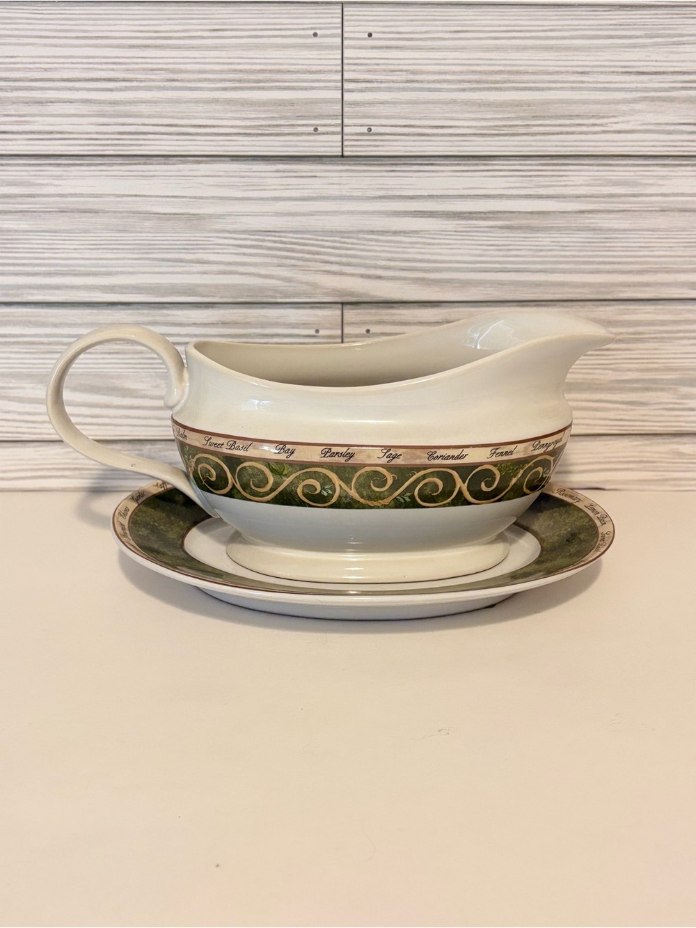 Vintage American Atelier 5011 Gravy Boat Tray Set Bouquet Garni Thanksgiving